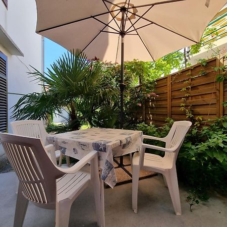 Apartment Vesna With Terrace Baška Екстериор снимка