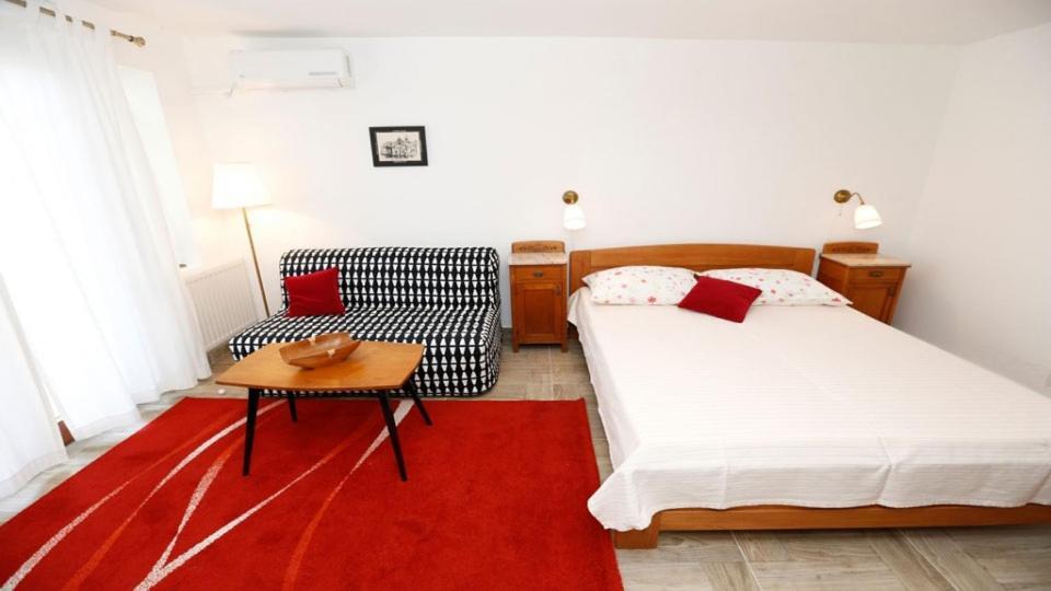 Apartment Vesna With Terrace Baška Екстериор снимка